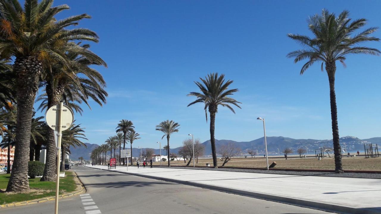 Estudio Karina Beach-4 Empuriabrava Eksteriør billede